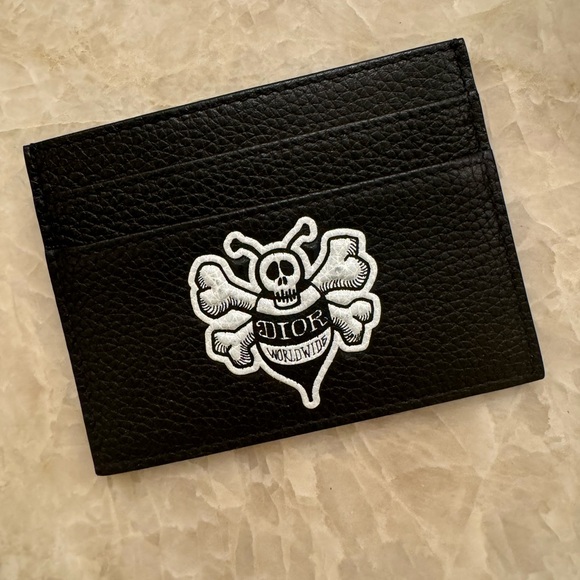 Dior and Shawn Card Holder - Picture 3 of 6